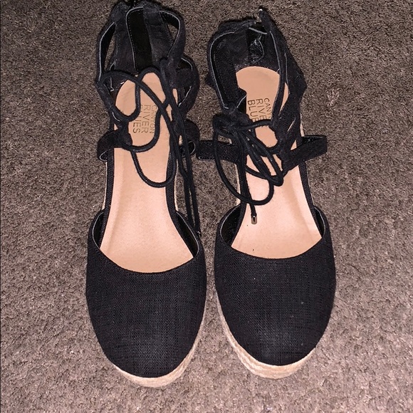 Platform Heels - Picture 4 of 6